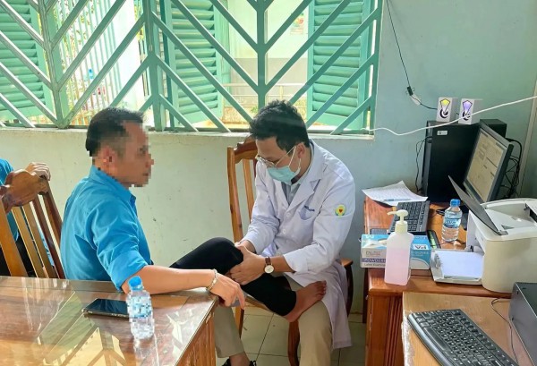 Luật cho khám bệnh tại nhà, vì sao bảo hiểm y tế chưa thể chi trả?