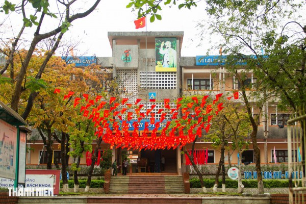 Một vòng mái trường giàu truyền thống, nơi tổ chức Tư vấn mùa thi tại Quảng Trị