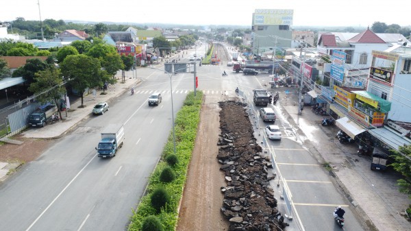 Người dân lo lắng việc sử dụng vật liệu tái chế tại chỗ, sửa quốc lộ 14