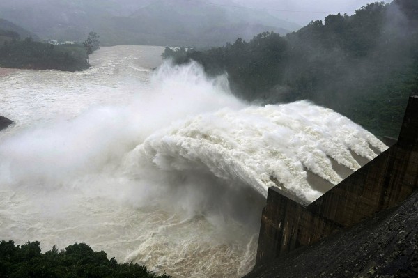 Nguy cơ lũ chồng lũ, Đà Nẵng yêu cầu các thủy điện xả lũ từ sáng nay 1.11