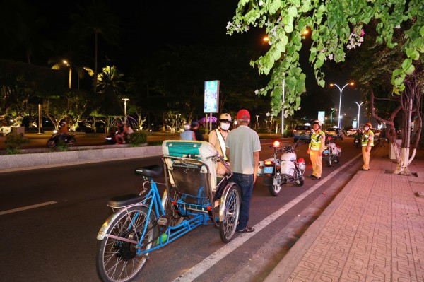 Nha Trang chấn chỉnh xích lô gắn động cơ trái phép