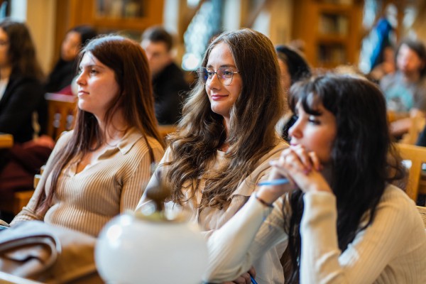 Nhiều học bổng du học châu Âu, châu Á, châu Đại Dương miễn phí cho người Việt