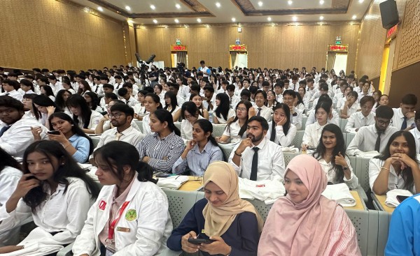 Nhiều sinh viên quốc tế chọn học ngành sức khỏe