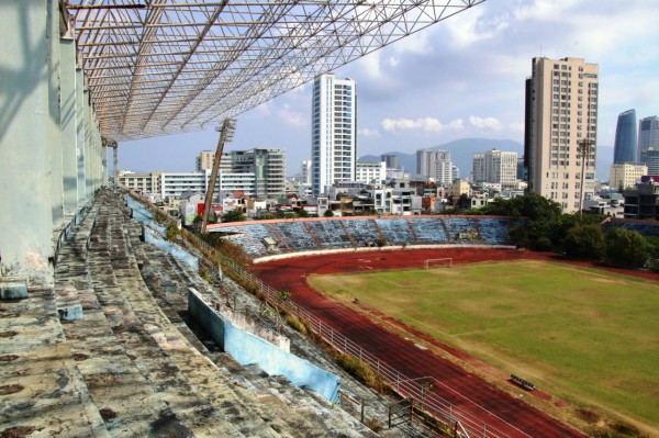 Nhìn lại sân vận động Chi Lăng ‘chảo lửa’ đình đám một thời trước khi trở thành dĩ vãng