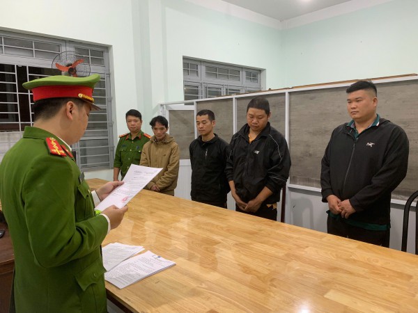 Phá 3 chuyên án lớn, Công an tỉnh Đắk Lắk nhận thư khen của Phó thủ tướng Phá 3 chuyên án lớn, Công an tỉnh Đắk Lắk nhận thư khen của Phó thủ tướng