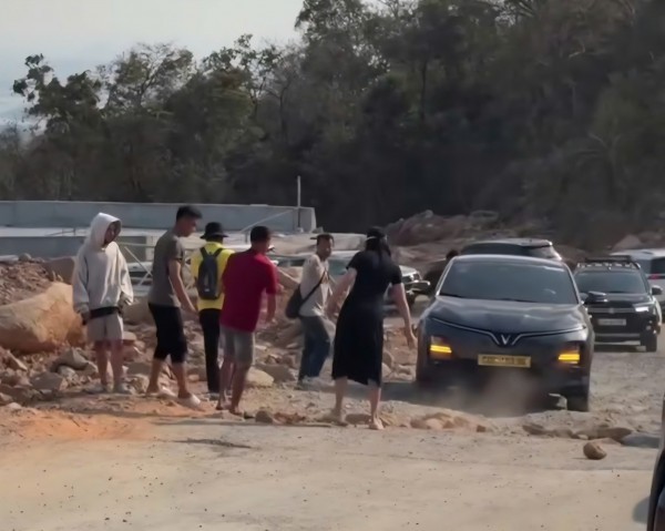 Quốc lộ 28B: Nỗi ám ảnh của tài xế, du khách trong dịp Tết Bính Ngọ