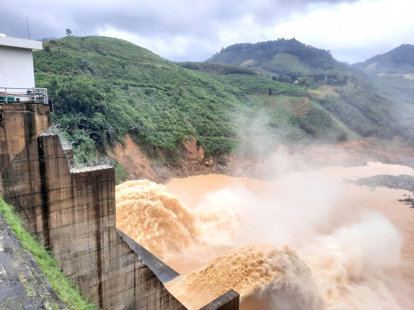 Rà soát thủy điện nhỏ và quy trình xả lũ