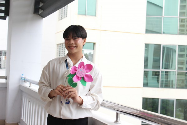 Sao lại cười Sao lại cười