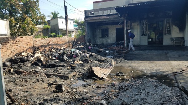 TP.HCM: Cháy nhà ở Q.Bình Tân, nhiều mũ bảo hiểm bị thiêu rụi