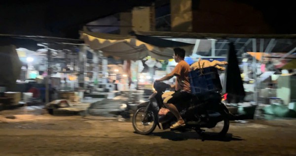 TP.HCM: Công an bắt quả tang lò mổ heo lậu, hoạt động sát nghĩa trang