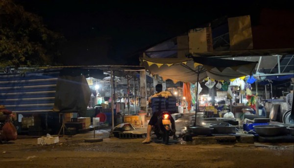 TP.HCM: Công an bắt quả tang lò mổ heo lậu, hoạt động sát nghĩa trang