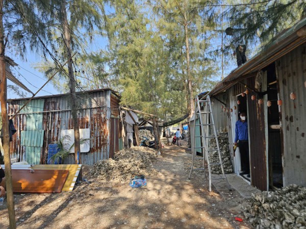 TP.HCM: Khu đất công 5,3 ha bị chiếm, phân lô bán giấy tay, xây nhà trái phép