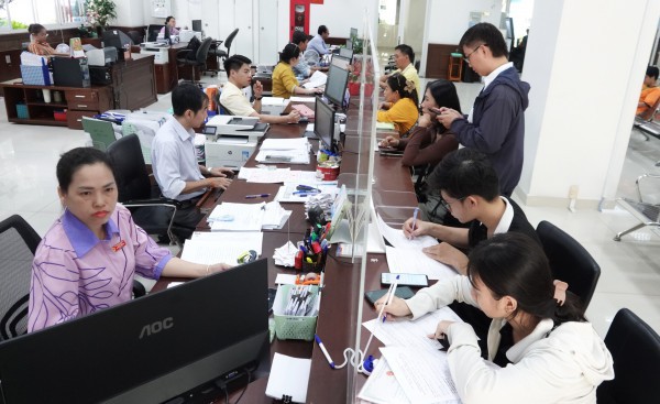TP.HCM giảm hàng trăm đầu mối, trao thêm quyền cho phường, xã