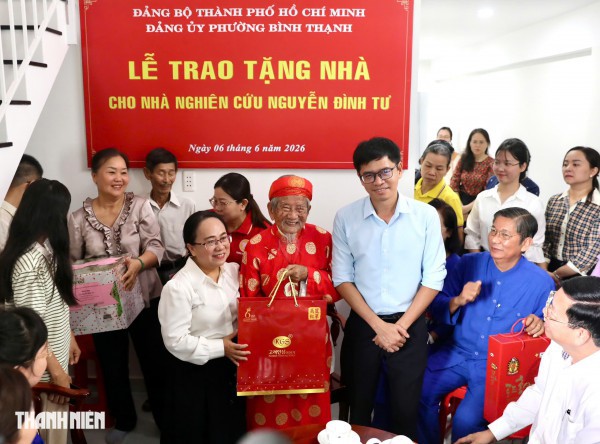 TP.HCM trao tặng nhà mới cho nhà nghiên cứu Nguyễn Đình Tư ở tuổi 106