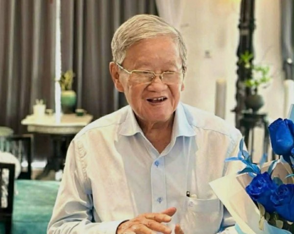 Tăng cường tiếng Anh có liên hệ gì với sự ra đời Trường THPT chuyên Trần Đại Nghĩa?