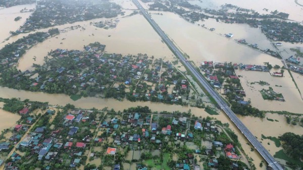 Thanh Hóa: Nước sông dâng cao, hàng ngàn nhà dân ngập lụt