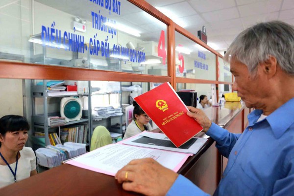 Tinh gọn từ việc cấp sổ hồng Tinh gọn từ việc cấp sổ hồng