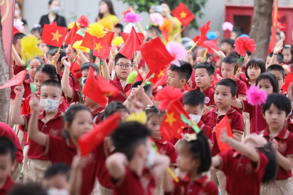 Toàn văn Nghị quyết số 71 của Bộ Chính trị về đột phá phát triển giáo dục, đào tạo Toàn văn Nghị quyết số 71 của Bộ Chính trị về đột phá phát triển giáo dục, đào tạo