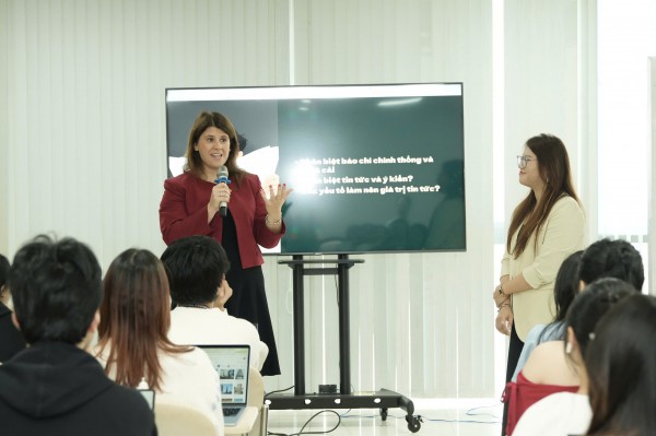 Tổng lãnh sự Anh tại TP.HCM nêu bí quyết du học Anh thành công