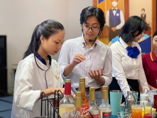 Trung học nghề: Đào tạo ngành nghề gì để có việc làm bền vững?