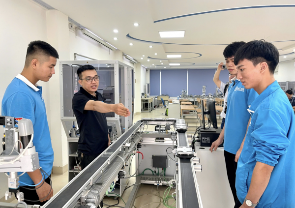 Trung học nghề thuộc cấp độ nào khung cơ cấu trình độ quốc dân?