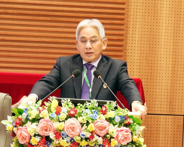 Trường ĐH có tạp chí 2 ngôn ngữ được cộng 0,25 điểm khoa học