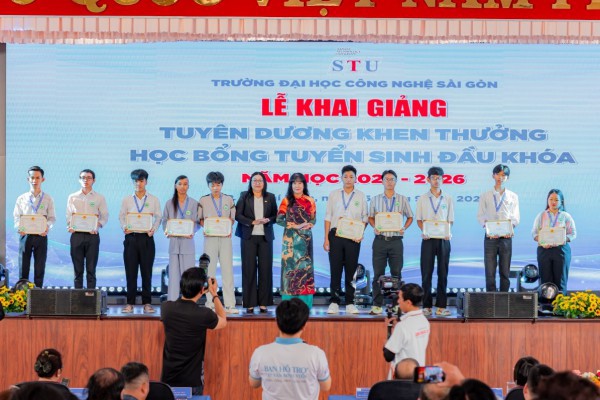 Trường Đại học Công nghệ Sài Gòn tổ chức lễ khai giảng năm học 2025 – 2026
