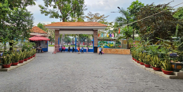 Trường tiểu học đông học sinh nhất TP.HCM: Hơn 5.000 em, 109 lớp Trường tiểu học đông học sinh nhất TP.HCM: Hơn 5.000 em, 109 lớp