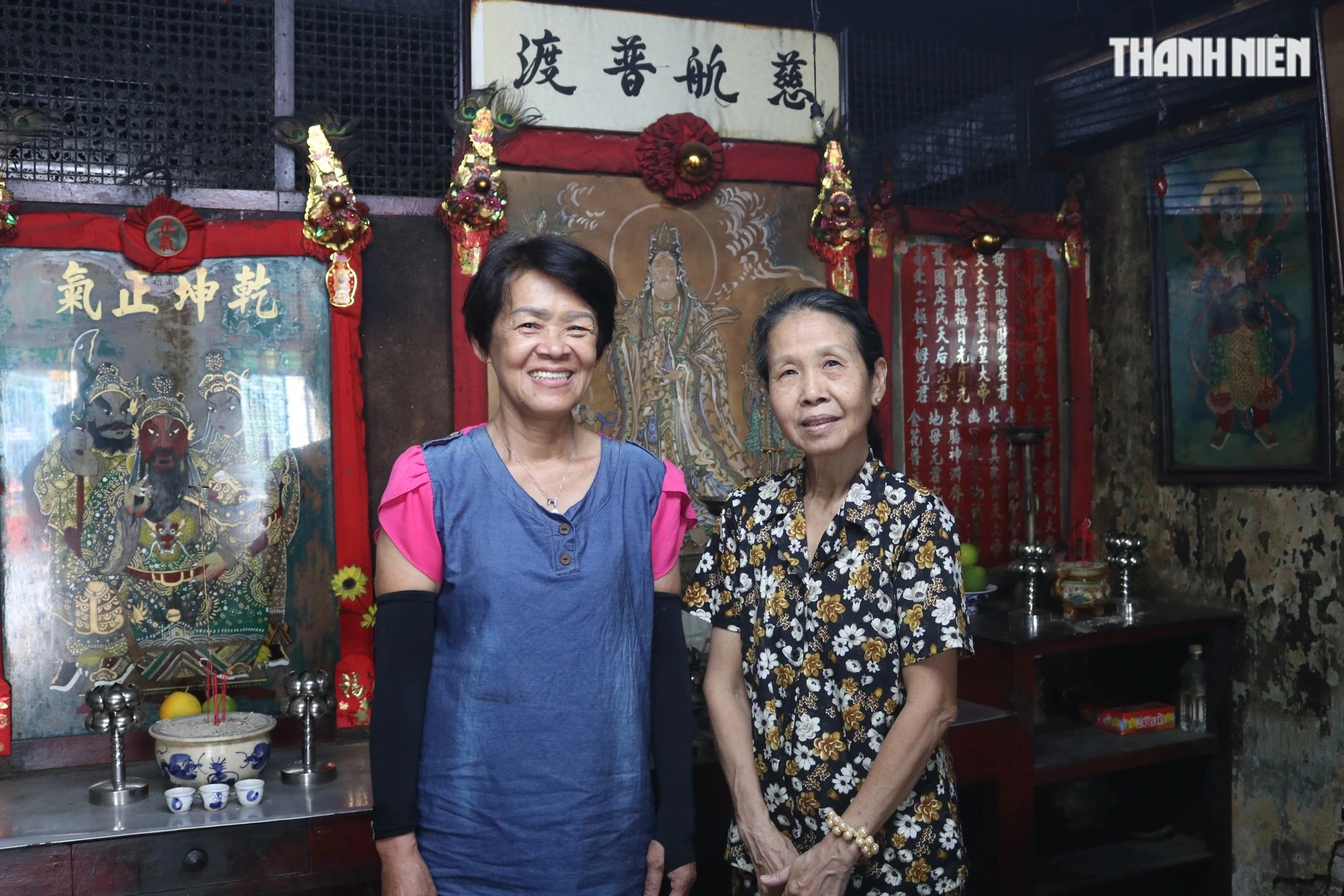 Tụ Quần Cư chỉ dành cho phụ nữ gốc Hoa từng Tụ Quần Cư chỉ dành cho phụ nữ gốc Hoa từng