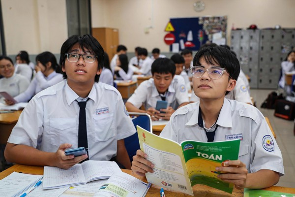 Tuyển sinh ĐH thay đổi: Trường phổ thông phải dạy thật, học thật