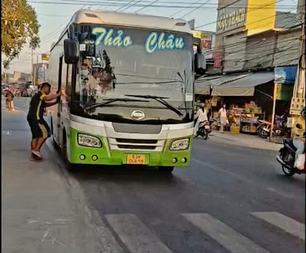 Vì sao xe hợp đồng 