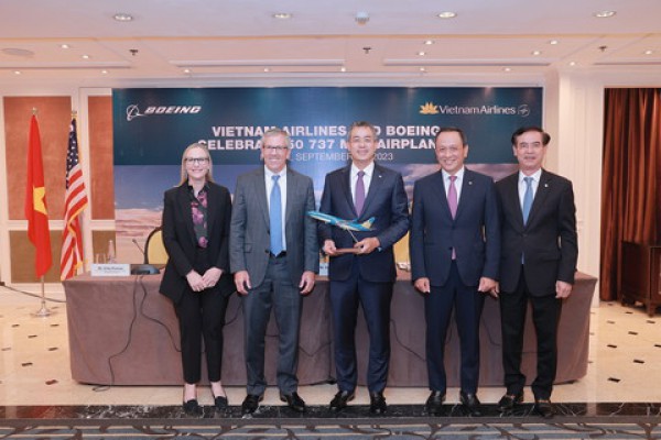 Vietnam Airlines thỏa thuận mua 50 máy bay Boeing 737 MAX