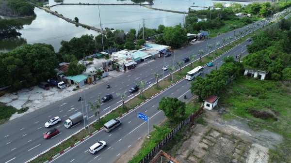 Vụ chiếm đất công, xây nhà hơn 35 năm: Chính quyền yêu cầu tháo dỡ công trình