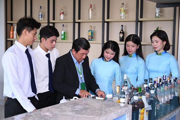 Xét học bạ, thêm cơ hội nhận nhiều học bổng hấp dẫn cho thí sinh 2K8