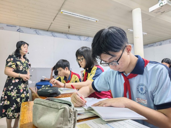 Áp lực tuyển sinh lớp 10 tại TP.HCM năm đầu sau sáp nhập