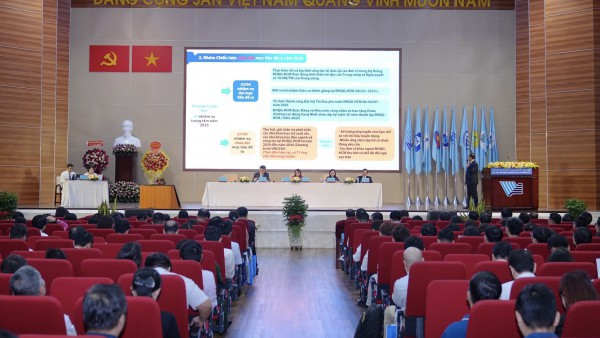 ĐH Quốc gia TP.HCM sẽ có chính sách đột phá về tín dụng sinh viên