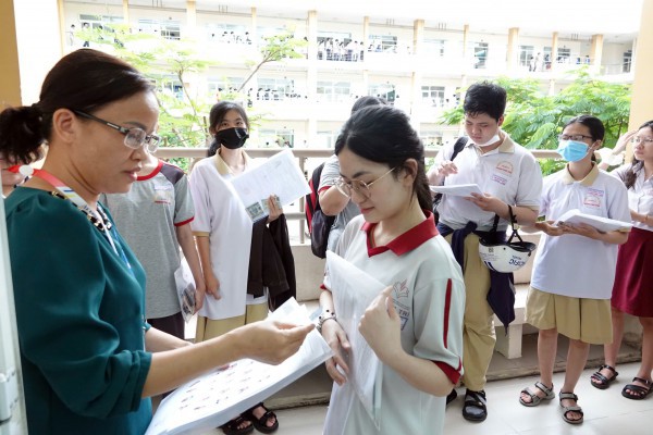 Điểm chuẩn ĐH có ngành dự kiến tăng vọt lên trên 29,5