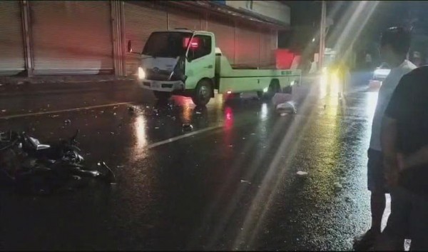 Đồng Nai: Xe máy chạy ngược chiều va chạm xe cứu hộ, 1 người tử vong