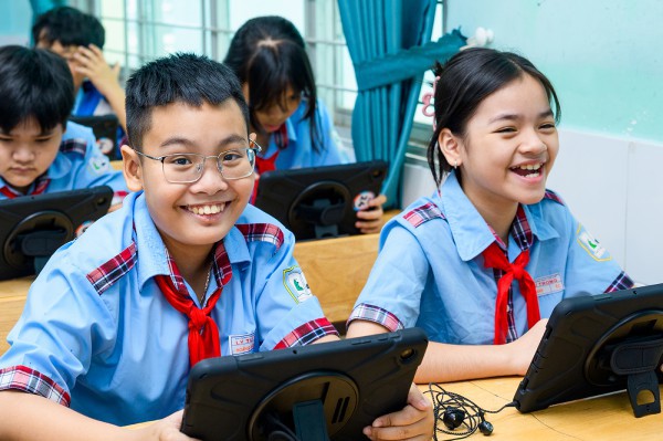 Đột phá dạy và học tiếng Anh bằng AI và công nghệ