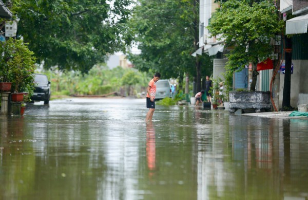 Đường phố Thanh Hóa ngập trong 