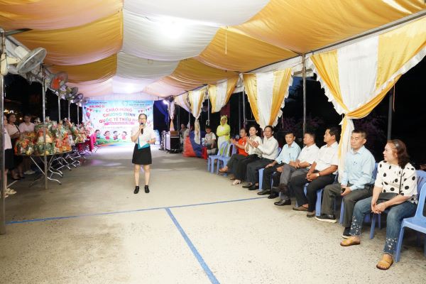 1/6 tại khu phố 57: Không cần sân khấu lớn, chỉ cần một Khu Phố biết yêu trẻ em