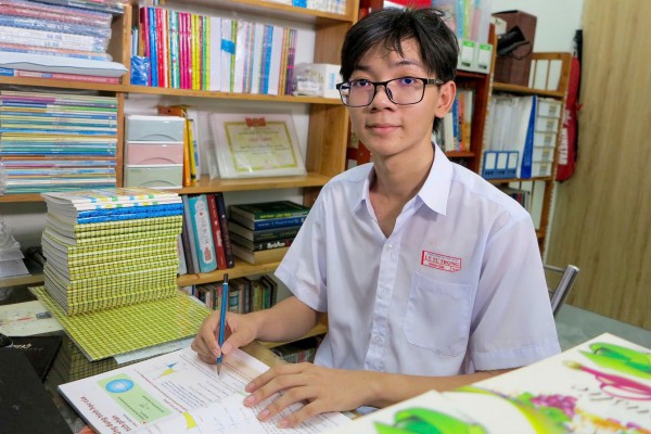 97,71% học sinh Khánh Hòa đỗ tốt nghiệp, thủ khoa chọn ngành sư phạm toán