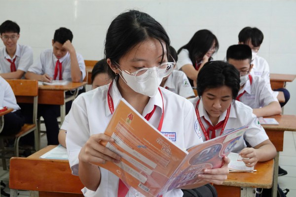 Bỏ bằng tốt nghiệp THCS, hiệu trưởng cấp bằng THPT: Giảm áp lực dạy thêm, học thêm Bỏ bằng tốt nghiệp THCS, hiệu trưởng cấp bằng THPT: Giảm áp lực dạy thêm, học thêm