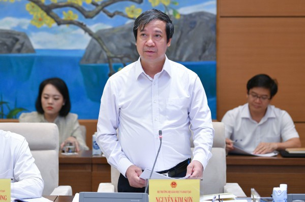 Bộ trưởng Bộ GD-ĐT: Hai con đường cho môn tích hợp