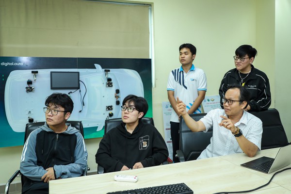 Cấp học bổng để nâng chất lượng đào tạo tiến sĩ