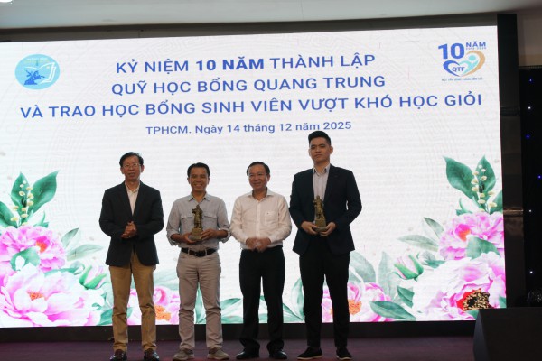 Có một quỹ học bổng 10 năm nhận được 7 tỉ đồng