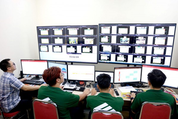 Cô trò hào hứng với nguồn tài nguyên số sống động của NXBGDVN