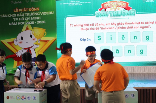 ”Con hỏi AI 20 câu, máy đều trả lời, hỏi mẹ câu thứ 3 mẹ đã la” ”Con hỏi AI 20 câu, máy đều trả lời, hỏi mẹ câu thứ 3 mẹ đã la”