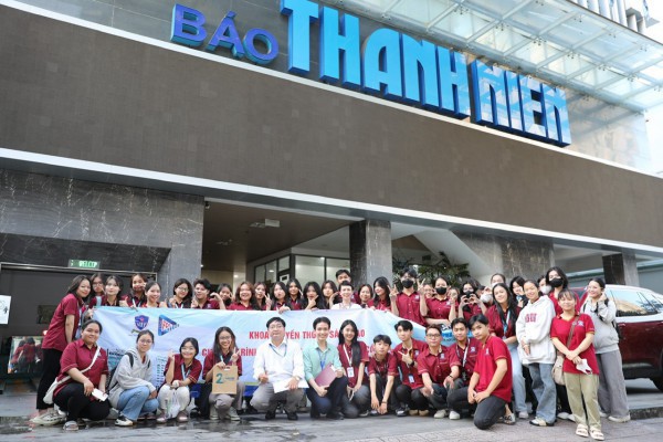 Gen Z nên chọn học ngành truyền thông ở đâu? Gen Z nên chọn học ngành truyền thông ở đâu?