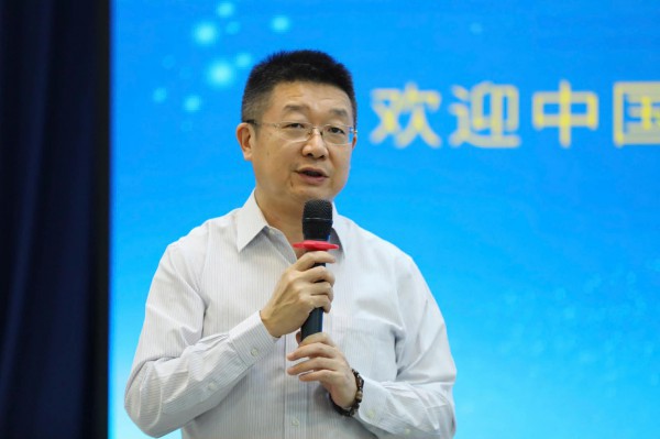 Giáo sư và nghiên cứu sinh ĐH Truyền thông Trung Quốc thăm tòa soạn Báo Thanh Niên